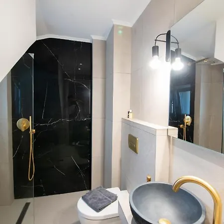 Ennea Suites- Dark Apartment *